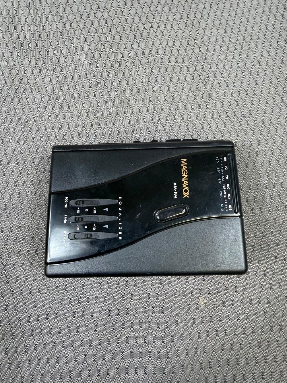 Vintage Magnavox AQ6594/17 AM-FM Stereo Cassette Player Black Equalizer Radio